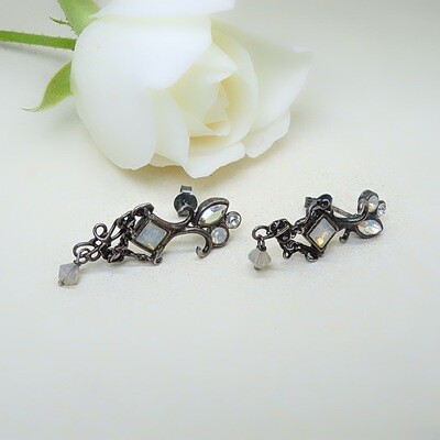 Silver earrings - Swarovski stones Silver earrings - Swarovski stones