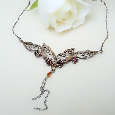 Silver Necklace - Swarovski stones Silver Necklace - Swarovski stones