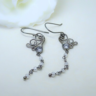 Silver Earrings - Cubic Zirconia stones Silver Earrings - Cubic Zirconia stones