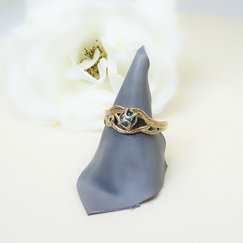 Silver ring - Swarovski stones Silver ring - Swarovski stones