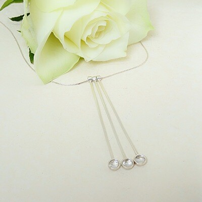 Shiny silver pendant - Crystal stone