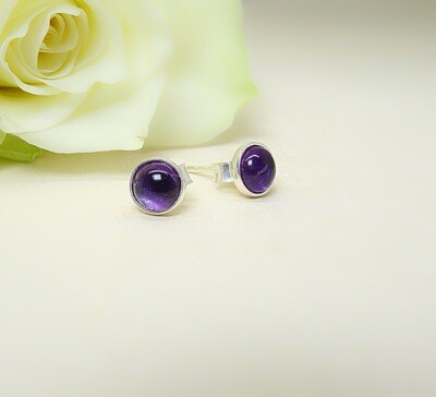 Silver ear studs - Amethyst stones Silver ear studs - Amethyst stones