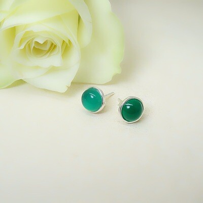 Silver ear studs - Green Onyx stones Silver ear studs - Green Onyx stones
