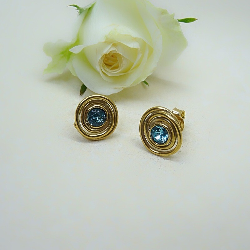 Gold-plated ear studs - Light Turquoise Swarovski Gold-plated ear studs - Light Turquoise Swarovski