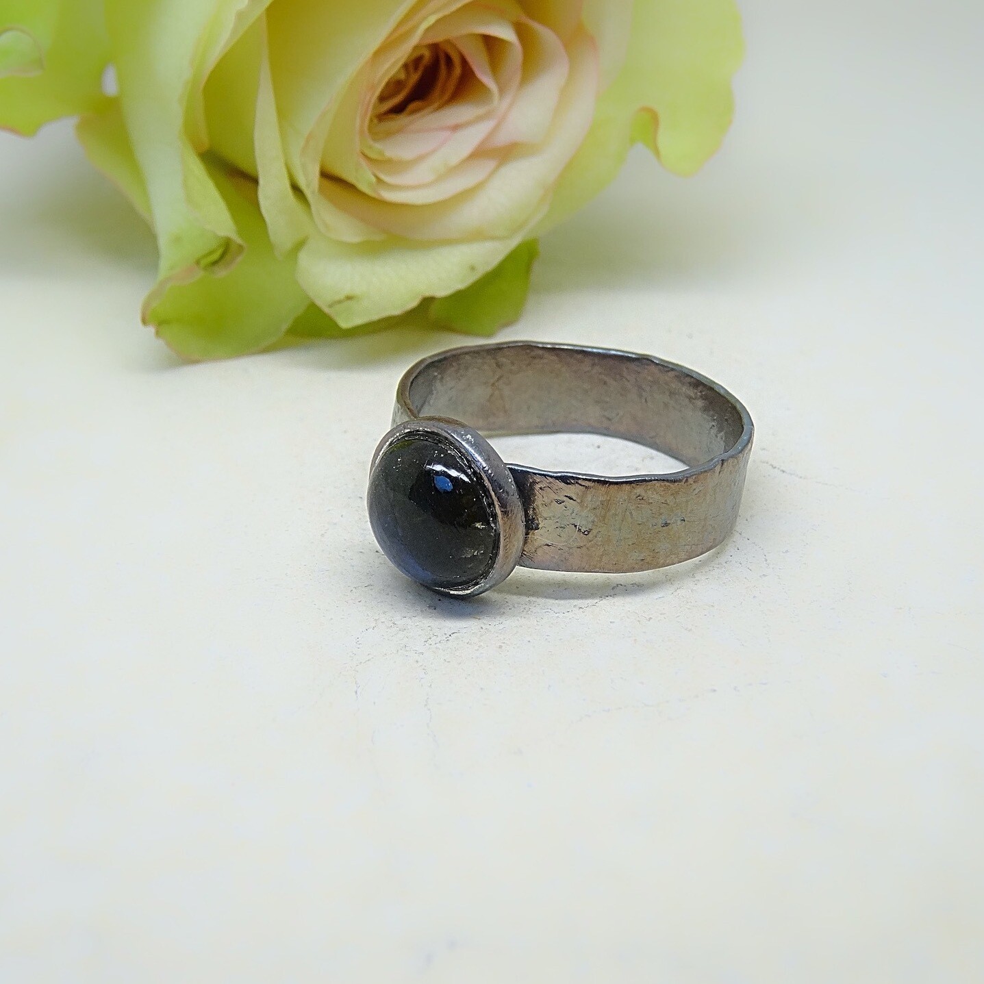 Silver ring - Labradorite stone