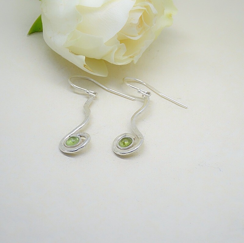Silver earrings - Freshwater pearl Silver earrings - Freshwater pearl
