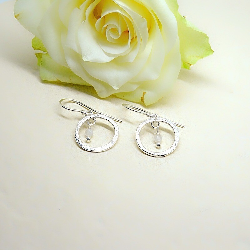 Silver earrings - Moonstone