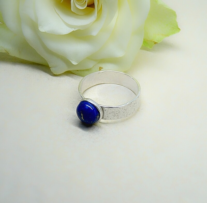 Silver ring - Lapis Lazuli