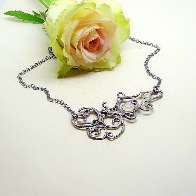 Silver necklace - Swarovski stone