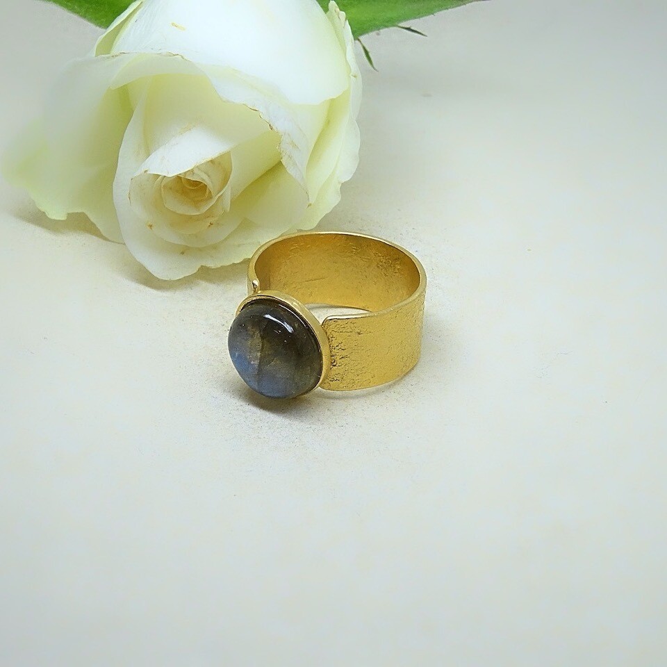 Gold plated ring - Labradorite