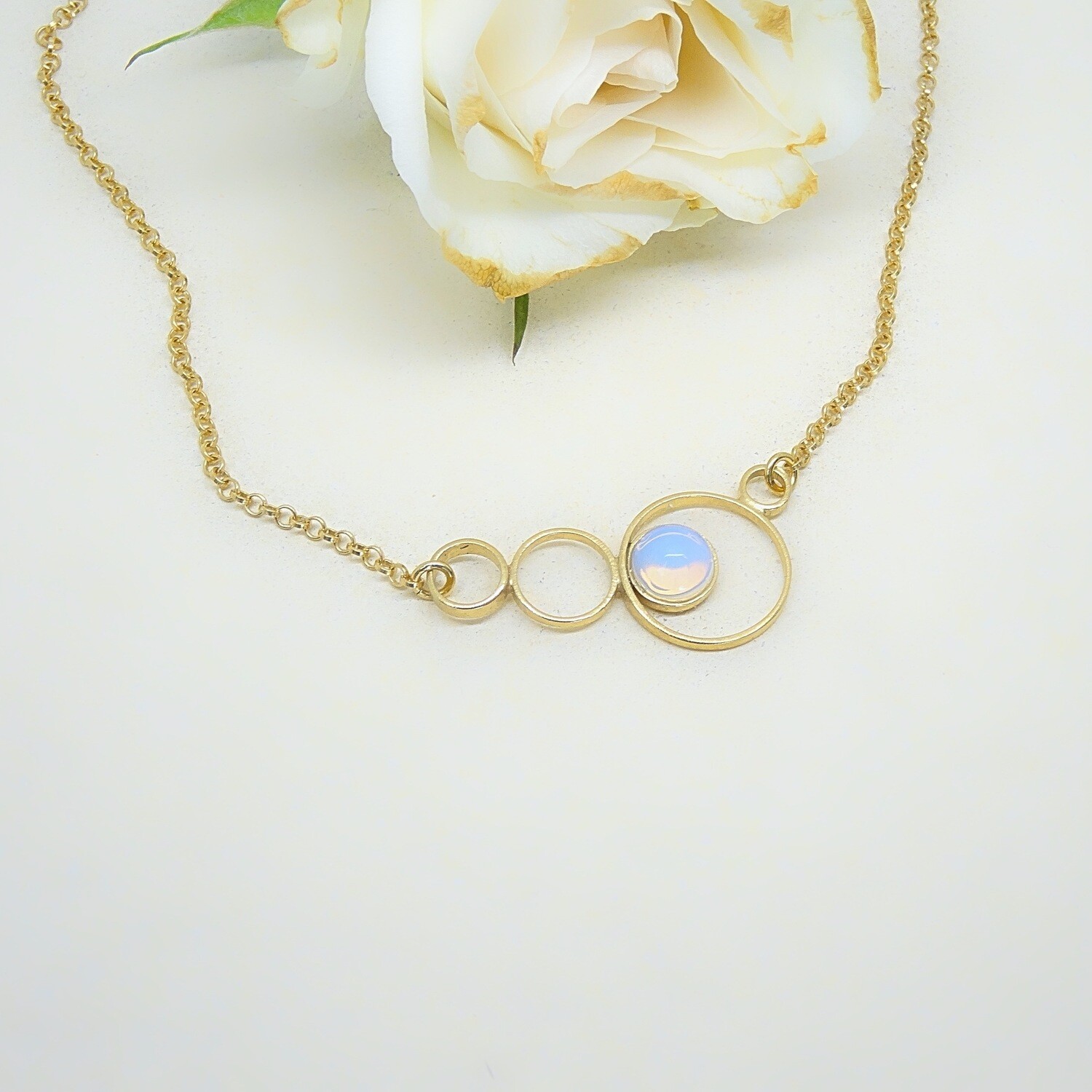 Gold plated necklace - Opalite