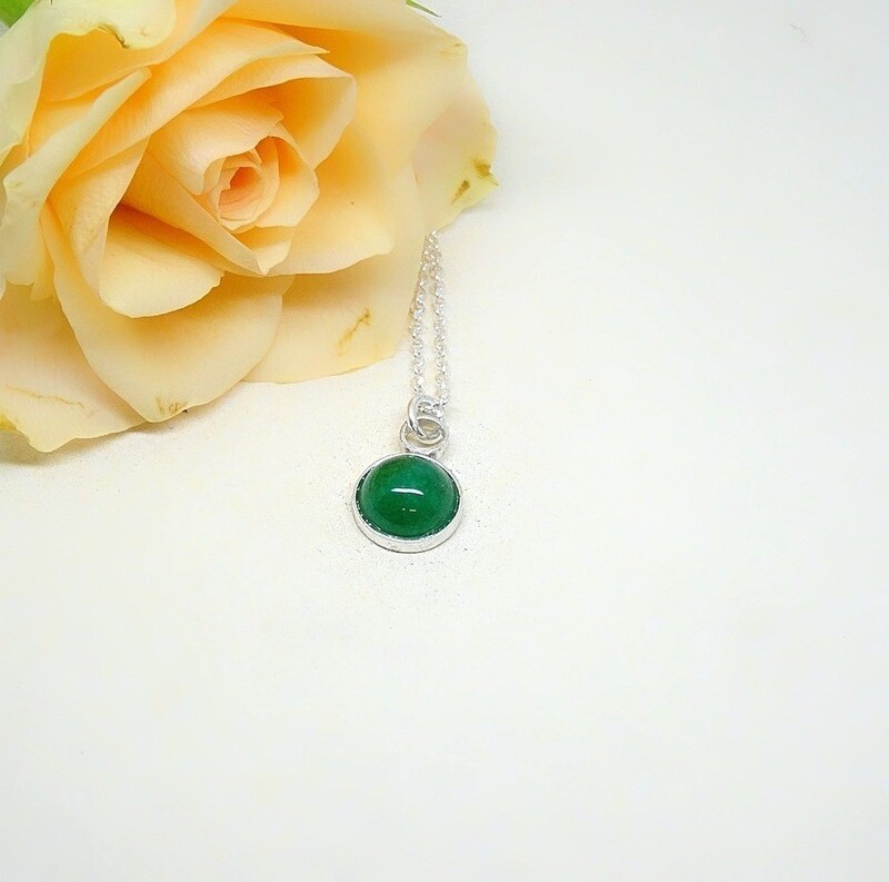 Zilveren hanger - 
 Cirkel hanger - Emerald - Handgemaakt door juweel ontwerper Harry TiLLEY.