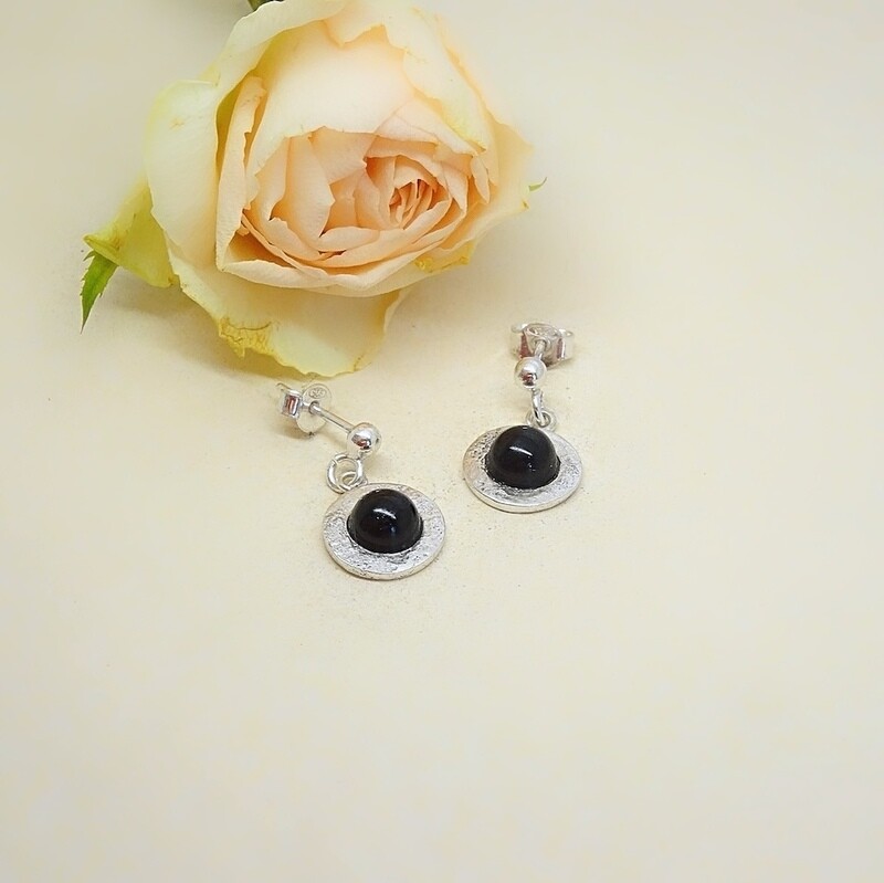Silver ear studs - Black Onyx - Handmade - Harry TiLLEY