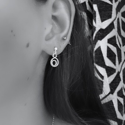 Tight cirkel earring studs