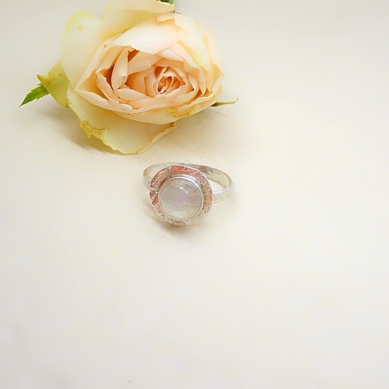 Silver ring - Moonstone