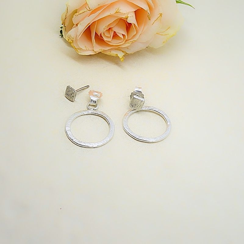 Original stud earrings with earring behind the ear - Harry TiLLEY Jewels