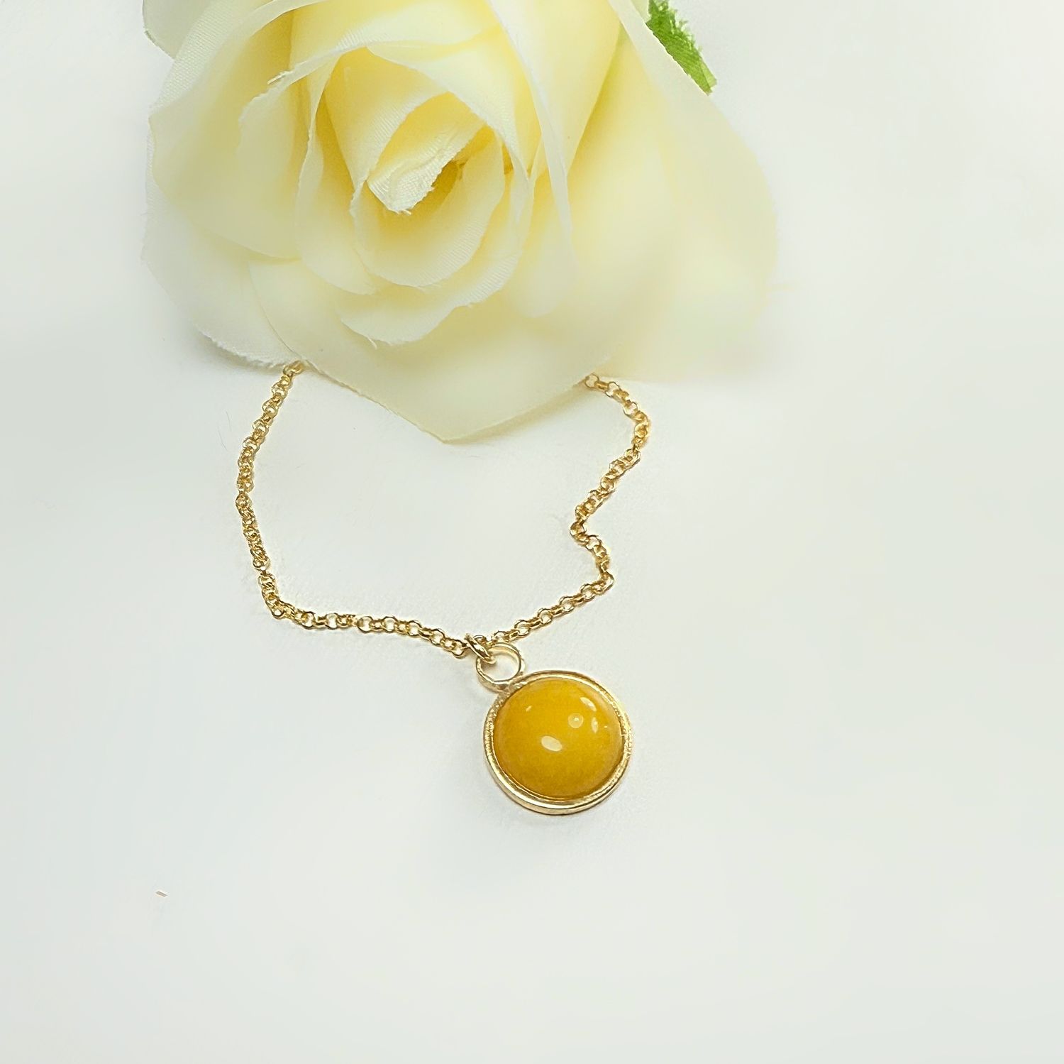 Gold plated pendant - Yellow opal