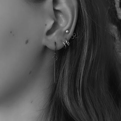 Silver earrings - Black-line