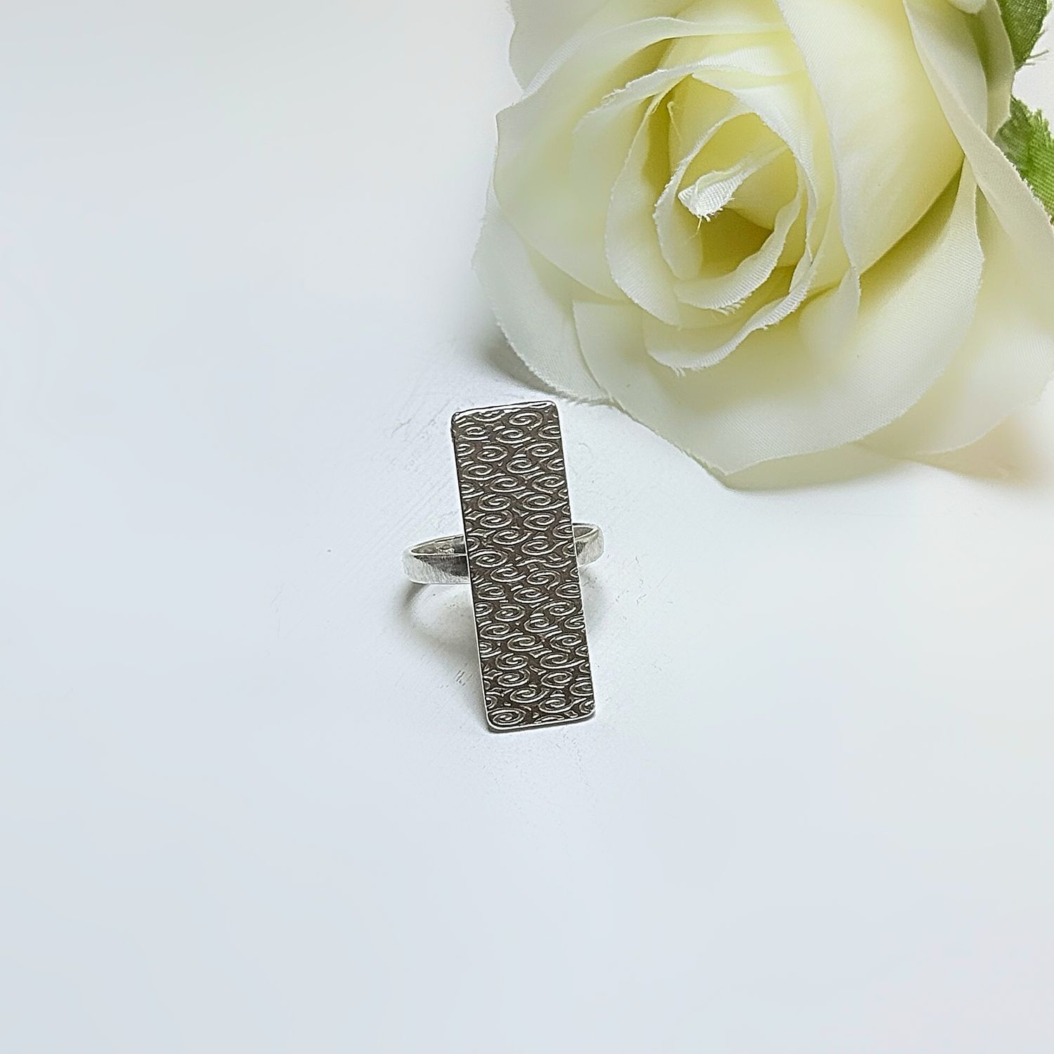 Silver ring - Curls