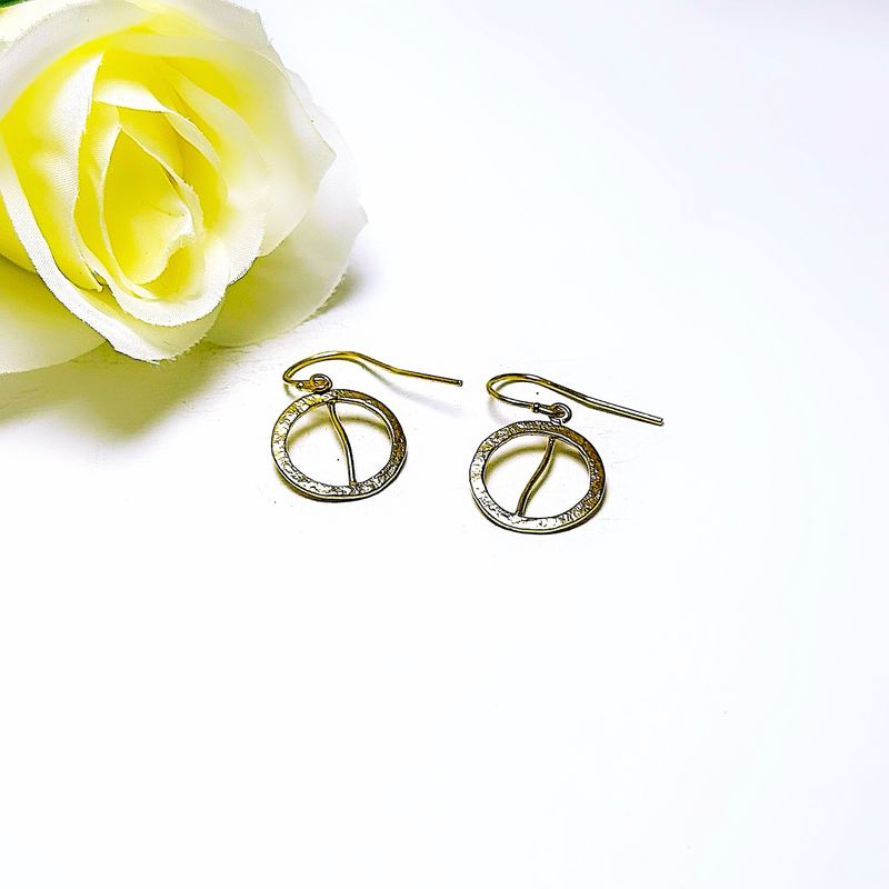 Gold plated silver circle earrings with wavy detail