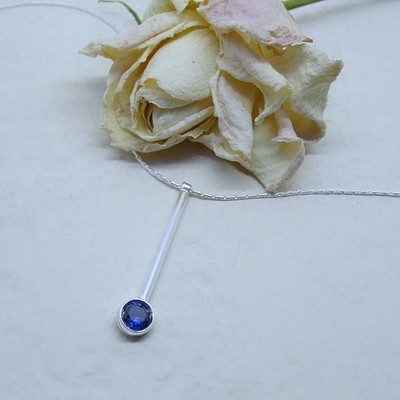 Silver pendant - Sapphire Zirconia stones Silver pendant - Sapphire Zirconia stones