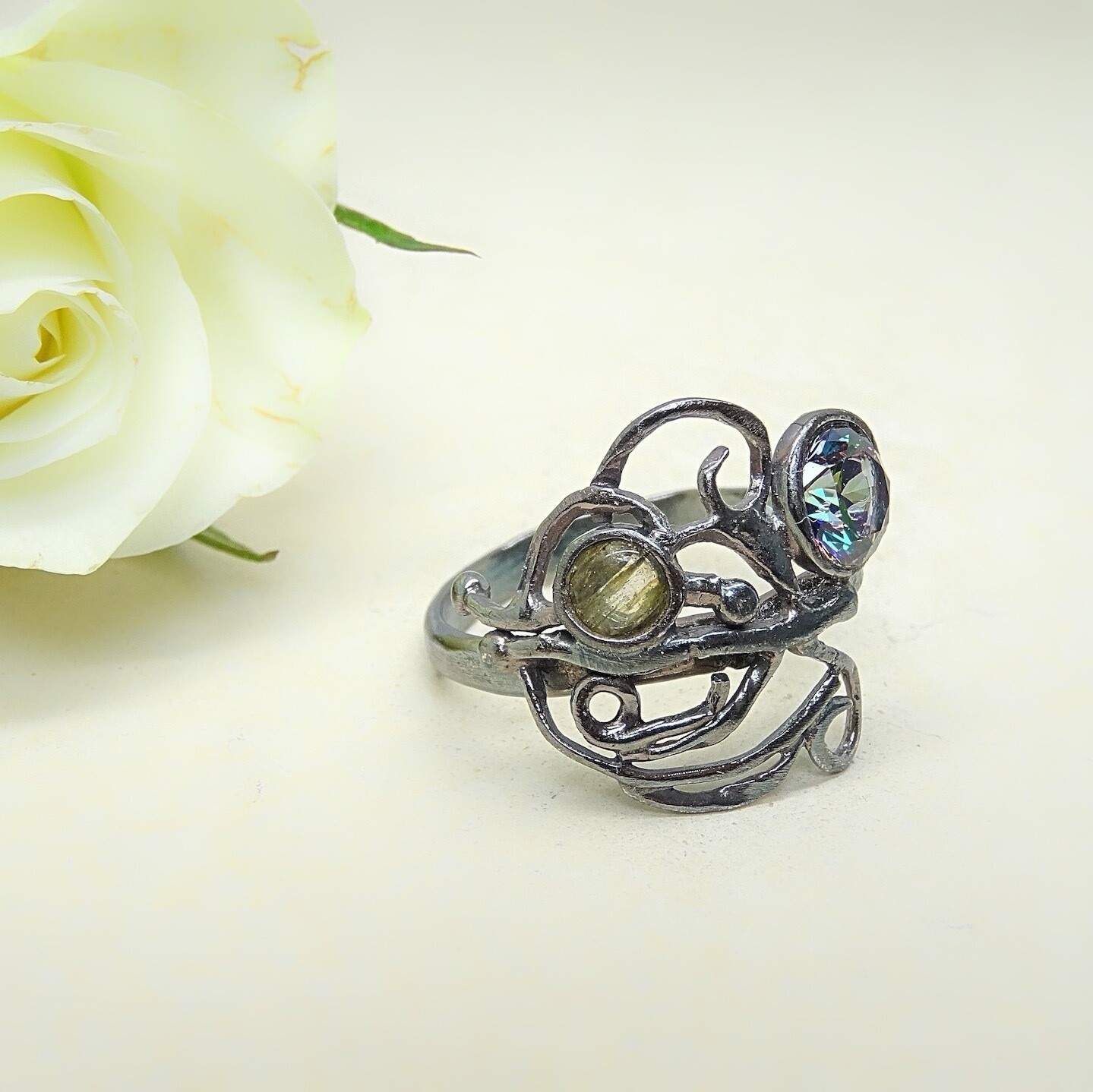 Silver ring - Labradoriet stones