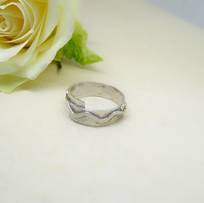 Silver ring - Hammer-stone