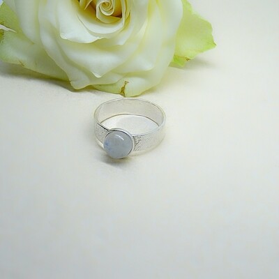 Silver ring - Moonstone