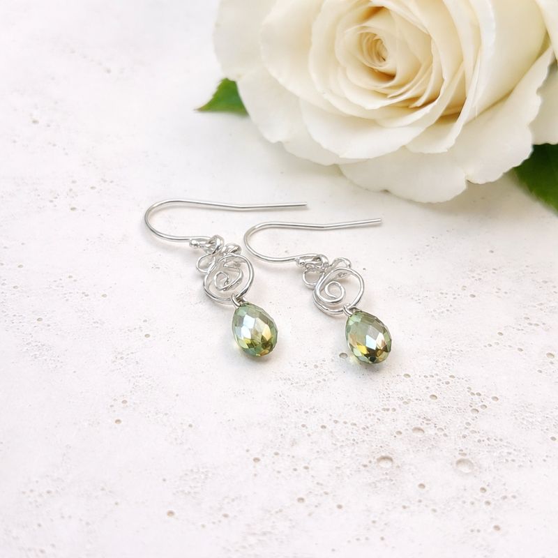 Silver earrings - Little roses - Swarovski pearls