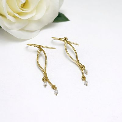 Earrings in 18k gold-plated silver - Swarovski Earrings 18k gold-plated silver - WAVE collection - Harry TiLLEY jewelry