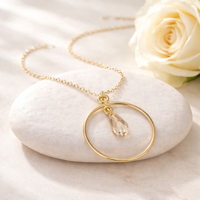 Gold-plated silver circle pendant with Swarovski stone