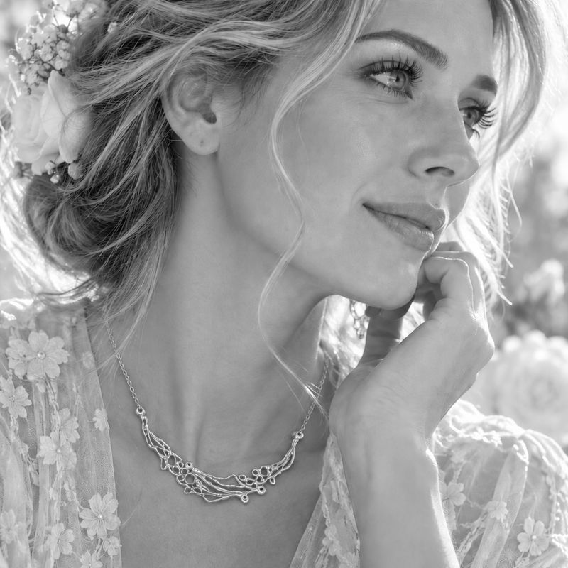 Original, ethereal necklace – Kaat Tilley – POWER collection