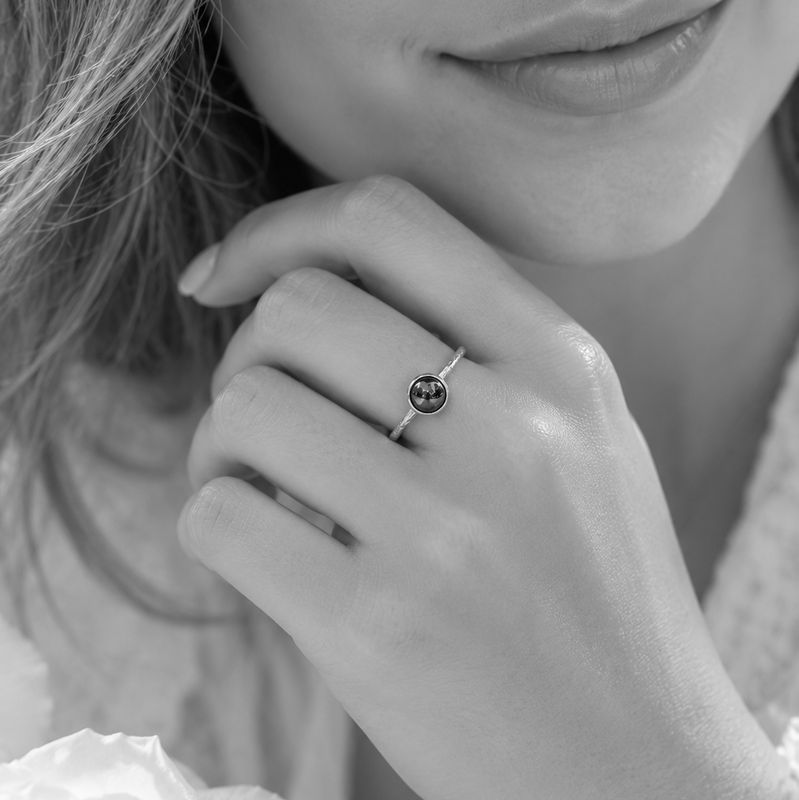Trendy gold-plated silver ring with natural stone