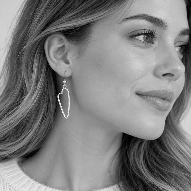 Elegant heart-shaped earrings