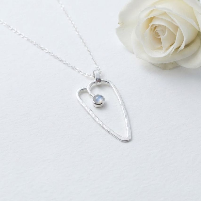Original heart-shaped pendant with moonstone
