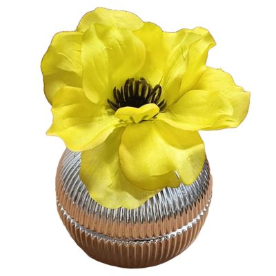 Vaso a Righe in Argento con Fiore