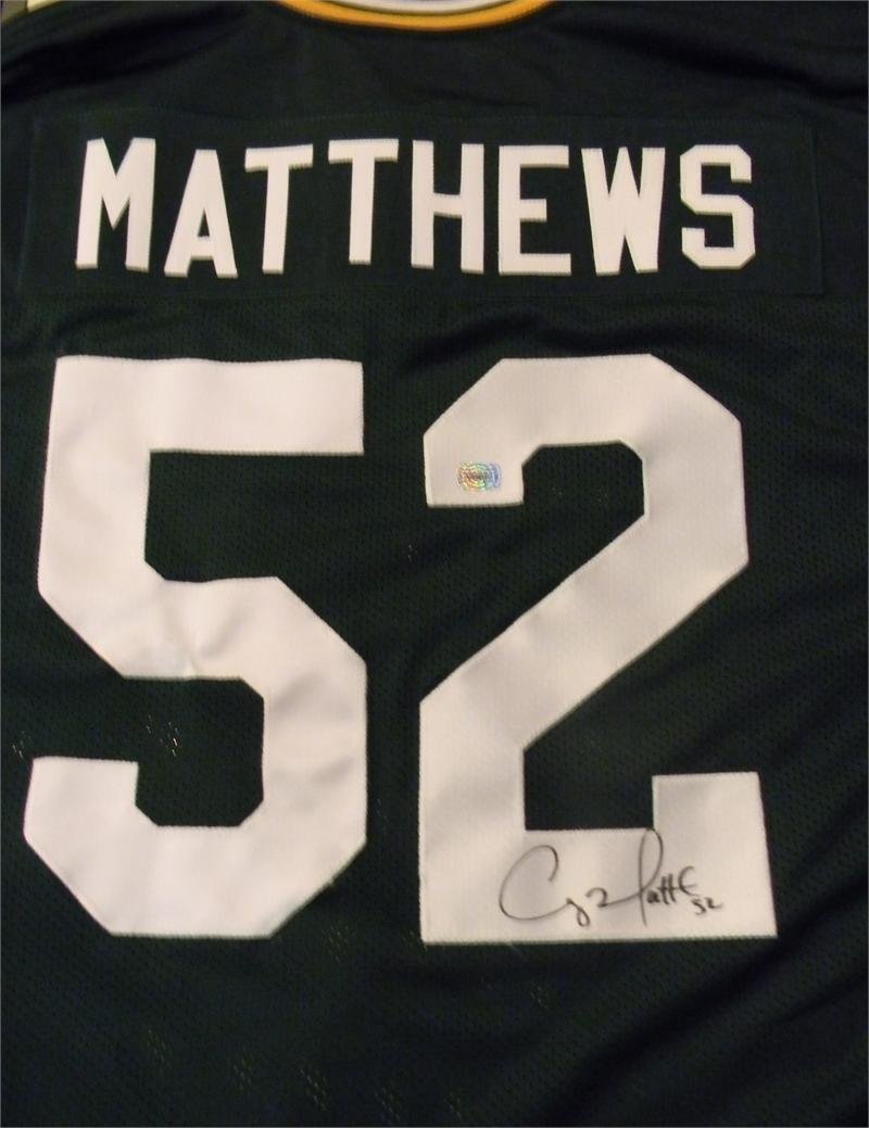 Matthews #52 Autographed Jersey