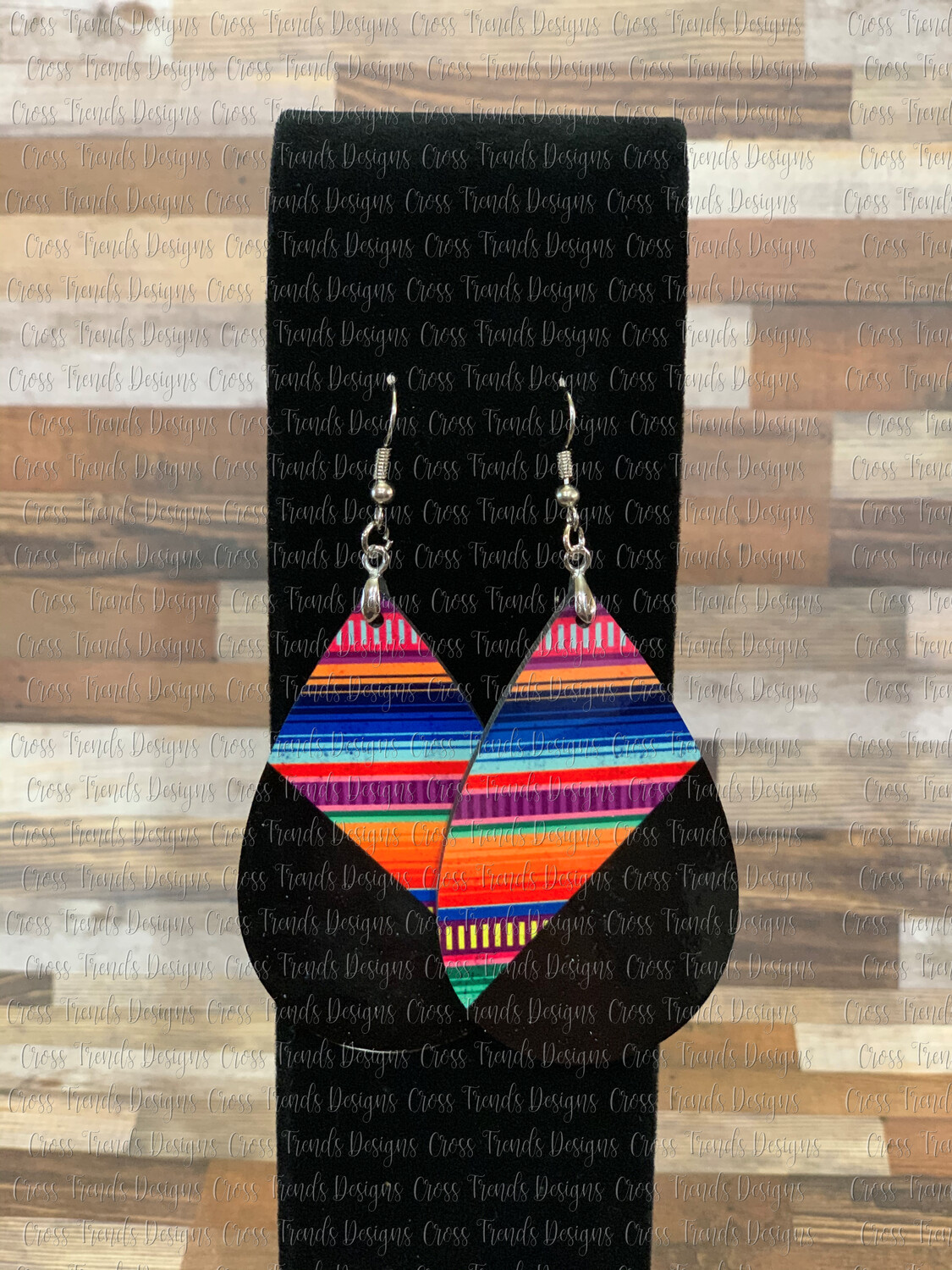 Serape Split Black