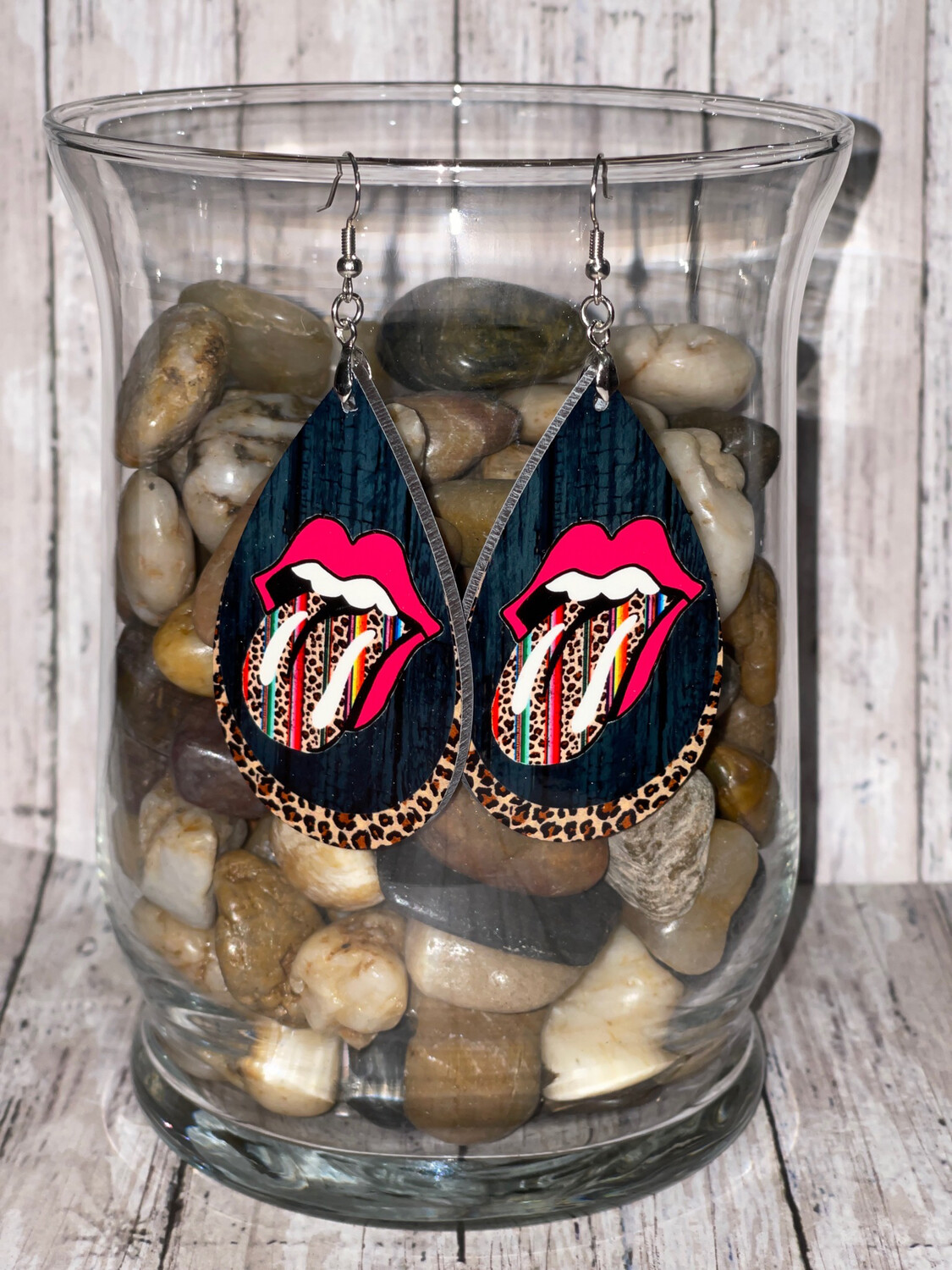 Leopard Lips &amp; Tongue Earrings. (Rock N Roll Style)