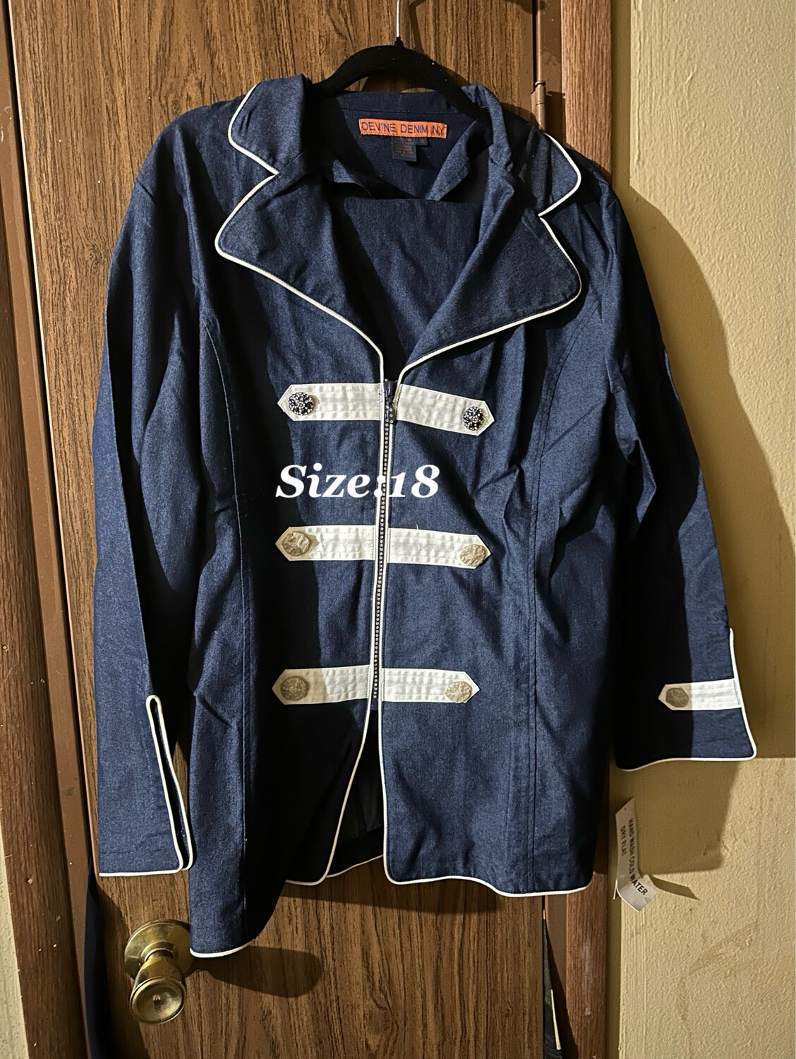 8209DS