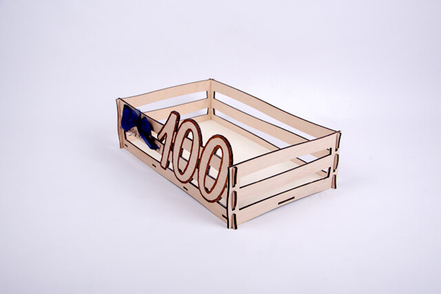 Geschenkkorb aus Holz