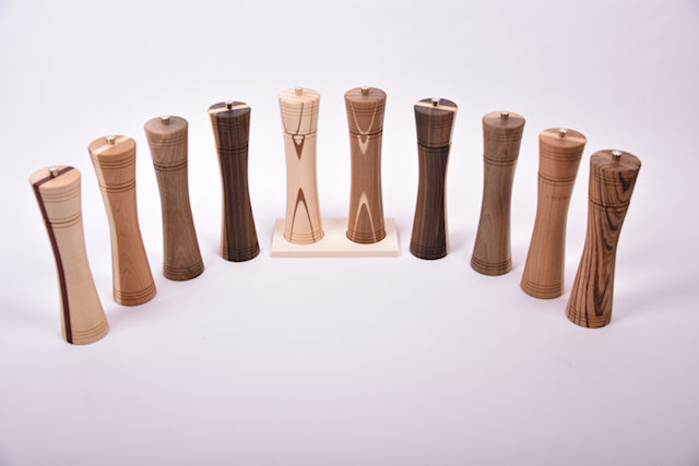 Handgefertigtes Salz- und Pfeffermühlen Set mit individueller Lasergravur