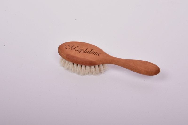 Ökologisch hergestellte Babyhaarbürste mit Ziegenhaar