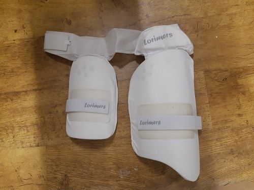 Lorimers Pro Player Combo Thigh Guard with Hip Protection Lorimers Pro Player Combo Thigh Guard with Hip Protection