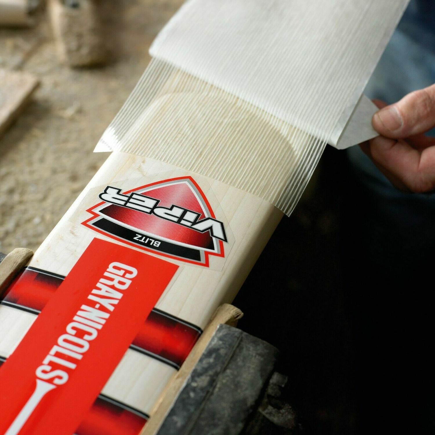 Gray-Nicolls Fibre Tec Cricket Bat Protective Sheet Size 24 Gray-Nicolls Fibre Tec Cricket Bat Protective Sheet Size 24" x 5"