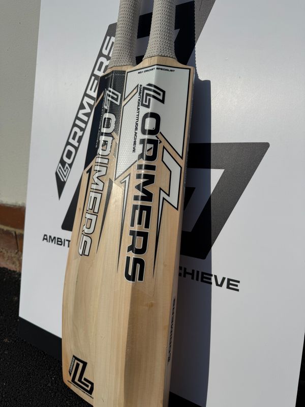 2026 Lorimers Pro Players Reserve Grade Cricket Bat 2026 Lorimers Pro Players Reserve Grade Cricket Bat