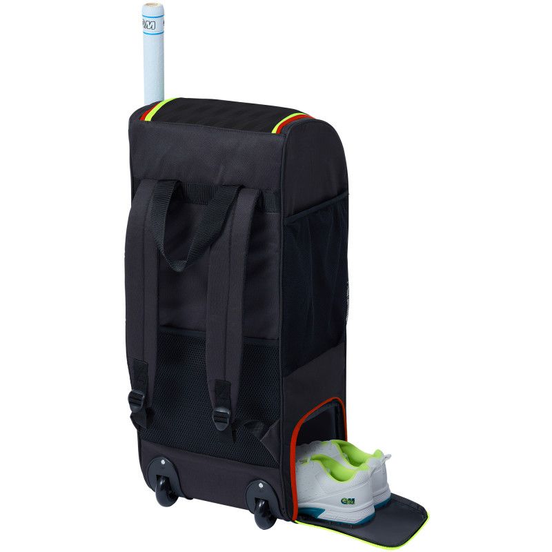 2026 Gunn & Moore Rival Wheelie Bag - 74cm x 31cm x 24cm 2026 Gunn & Moore Rival Wheelie Bag - 74cm x 31cm x 24cm