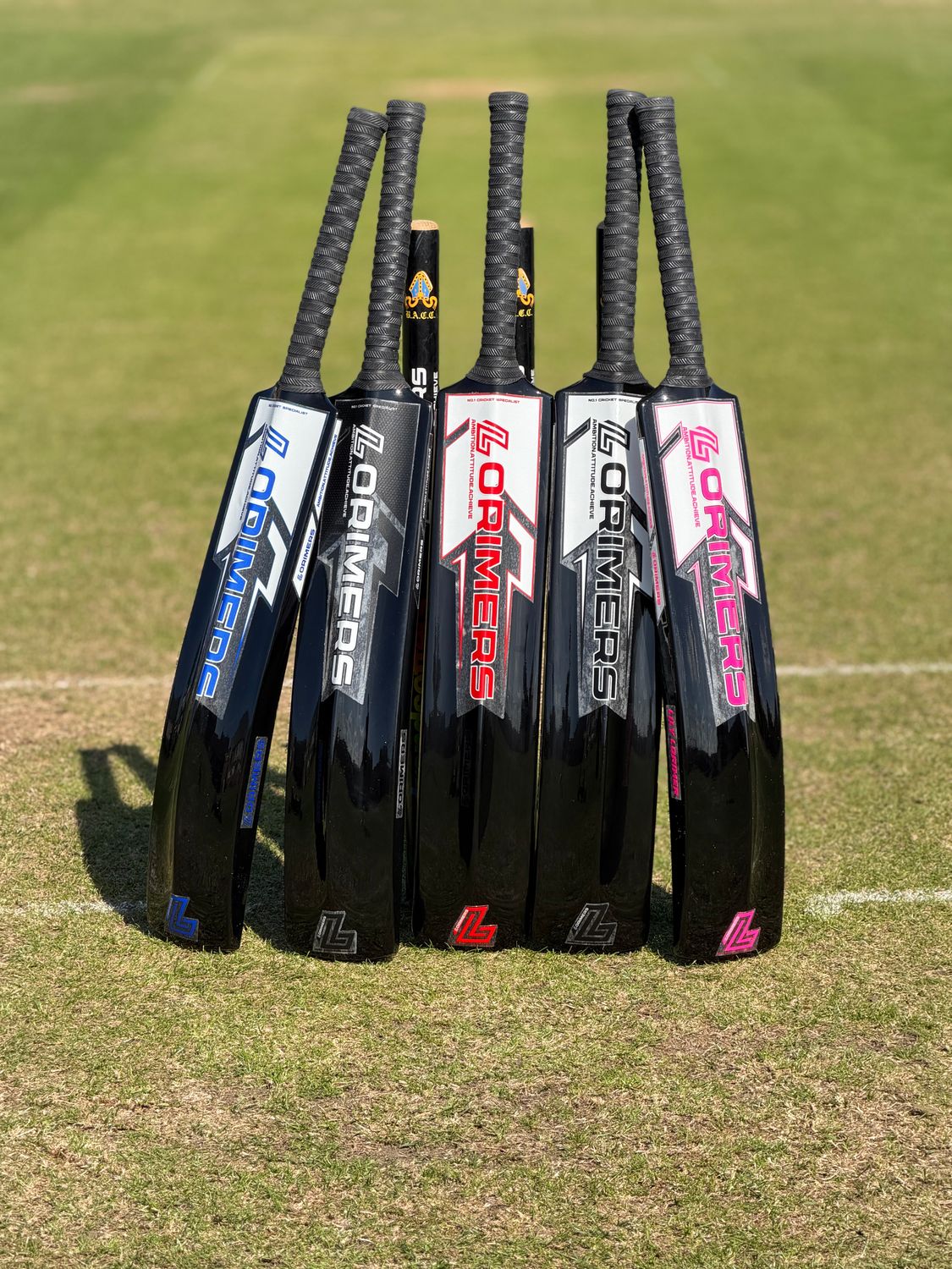 LORIMERS FIBRE GLASS CRICKET BAT LORIMERS FIBRE GLASS CRICKET BAT