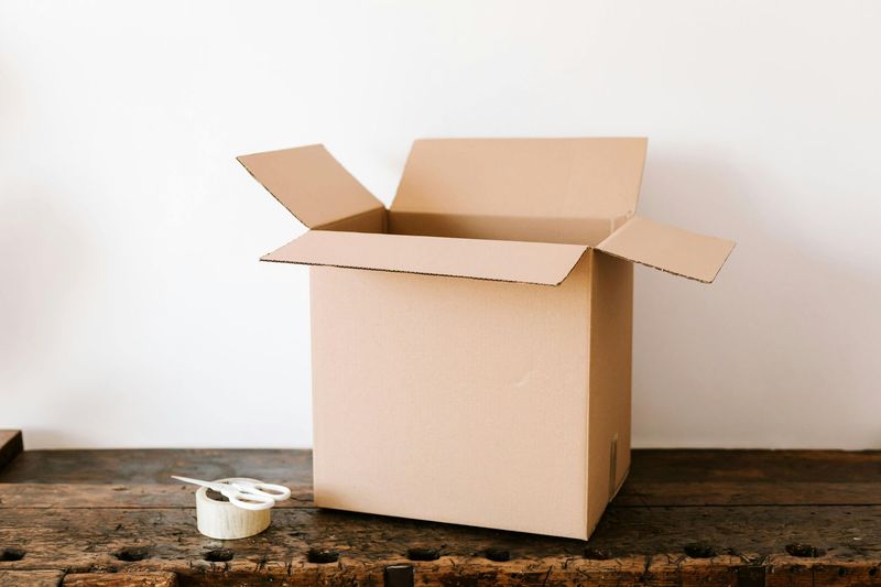 Cardboard Box - 229mm x 152mm x 102mm - Pack 30