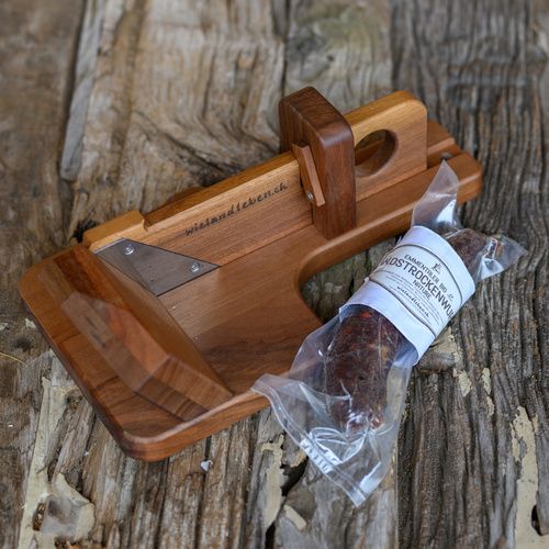 Wursthobel aus Schweizer Holz mit oder ohne Wurst